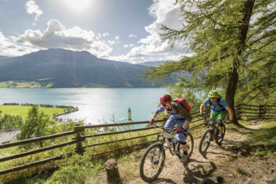 Mountainbiking Lake Resia