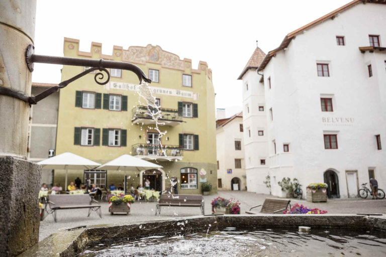 Glorenza Town Square